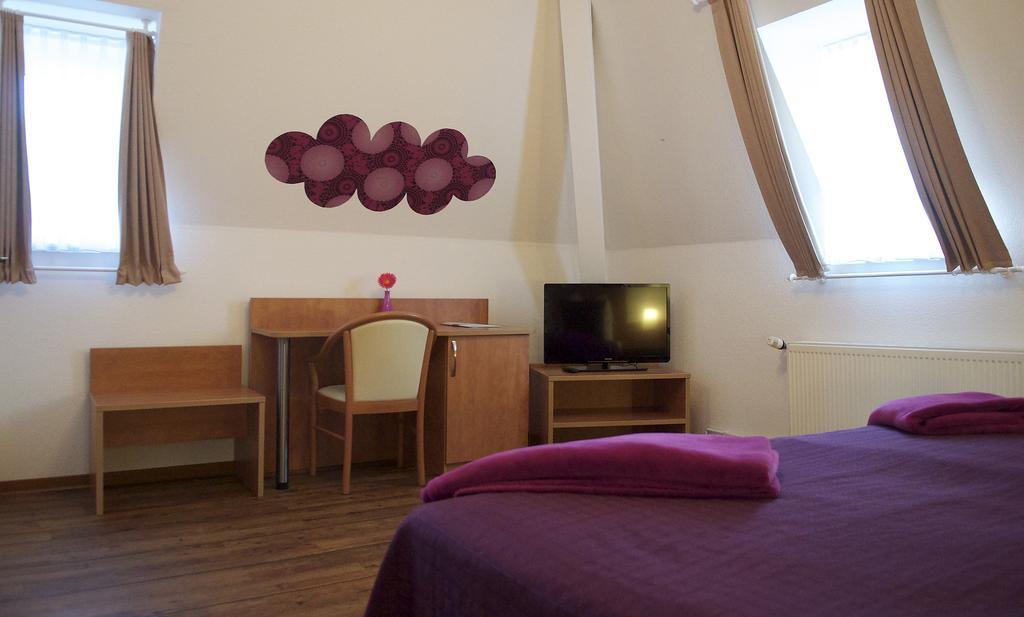 Hotel Vier Löwen Traben-Trarbach Rum bild