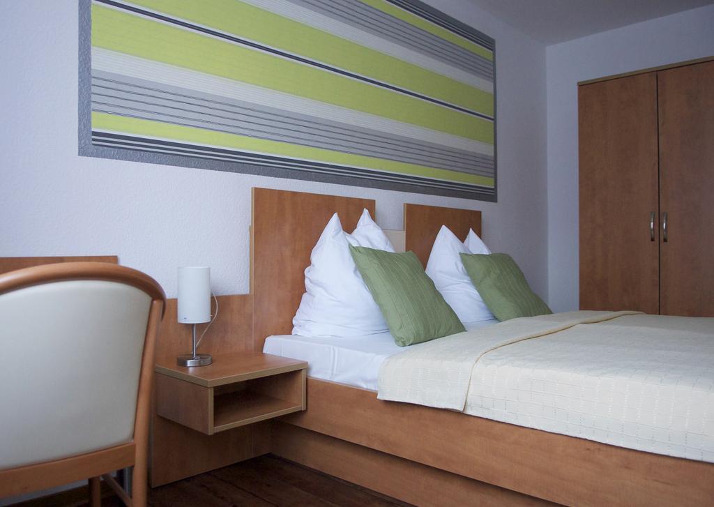 Hotel Vier Löwen Traben-Trarbach Rum bild