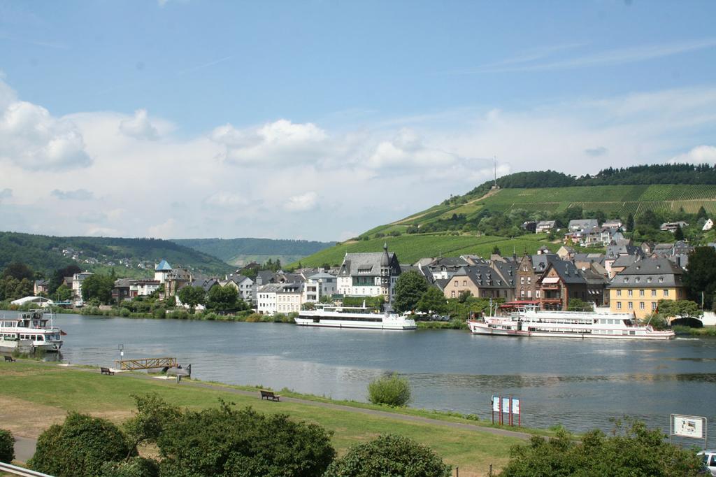 Hotel Vier Löwen Traben-Trarbach Exteriör bild